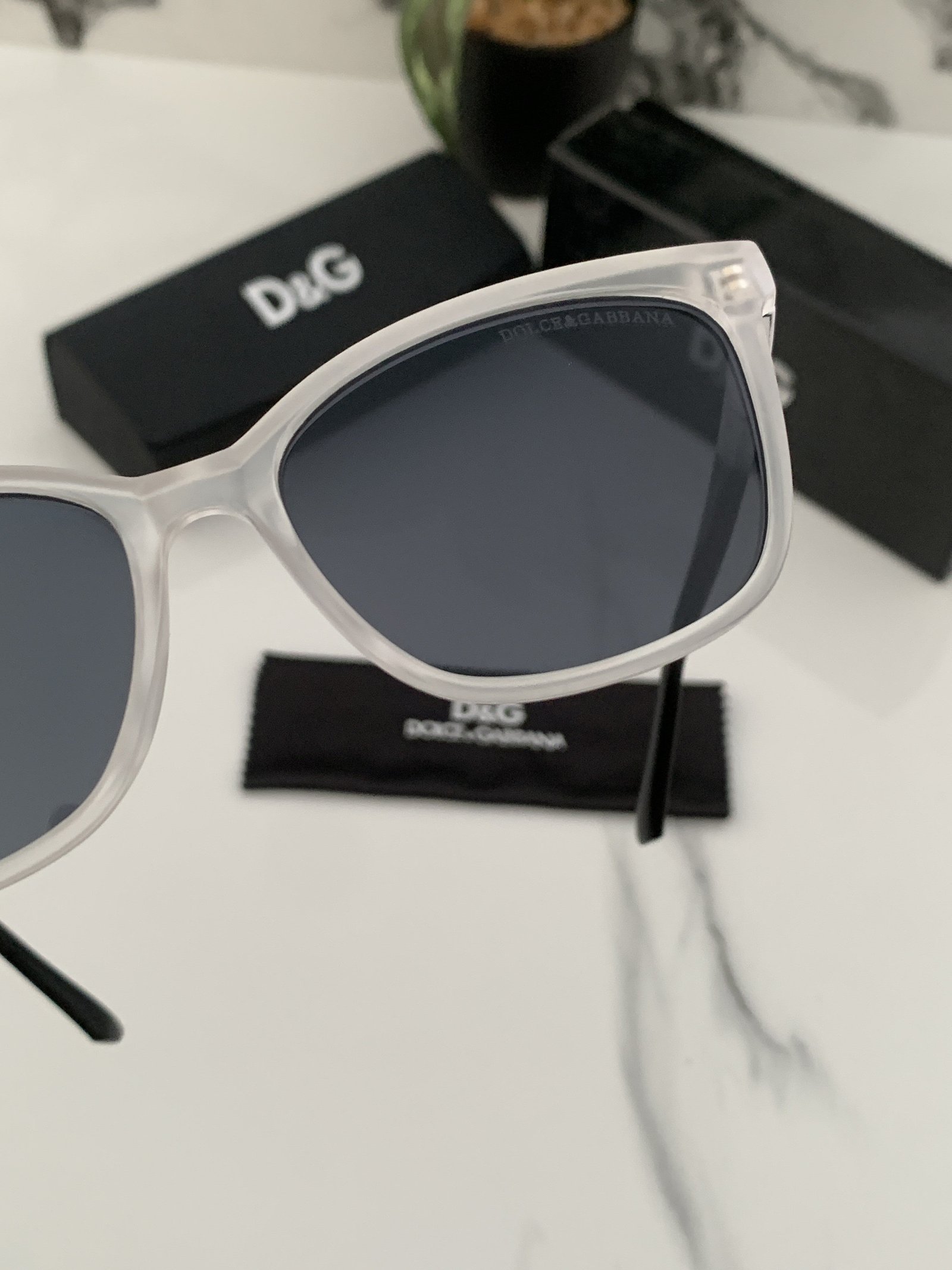 Branded Sunglasses DG 3361 white black - Image 3