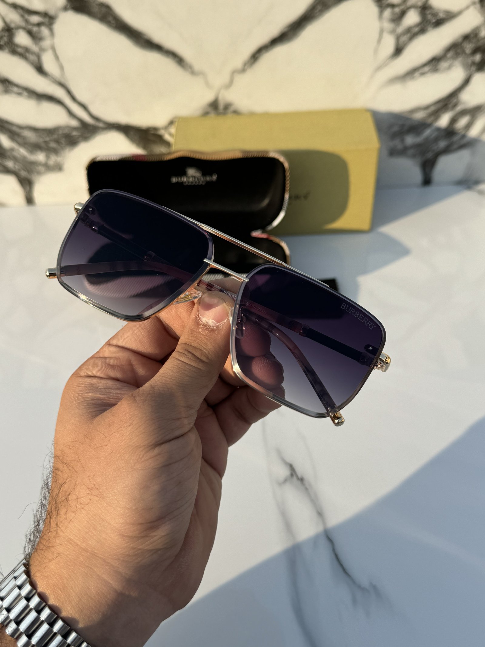 Branded Sunglasses 23066_gold_blackshaded - Image 3