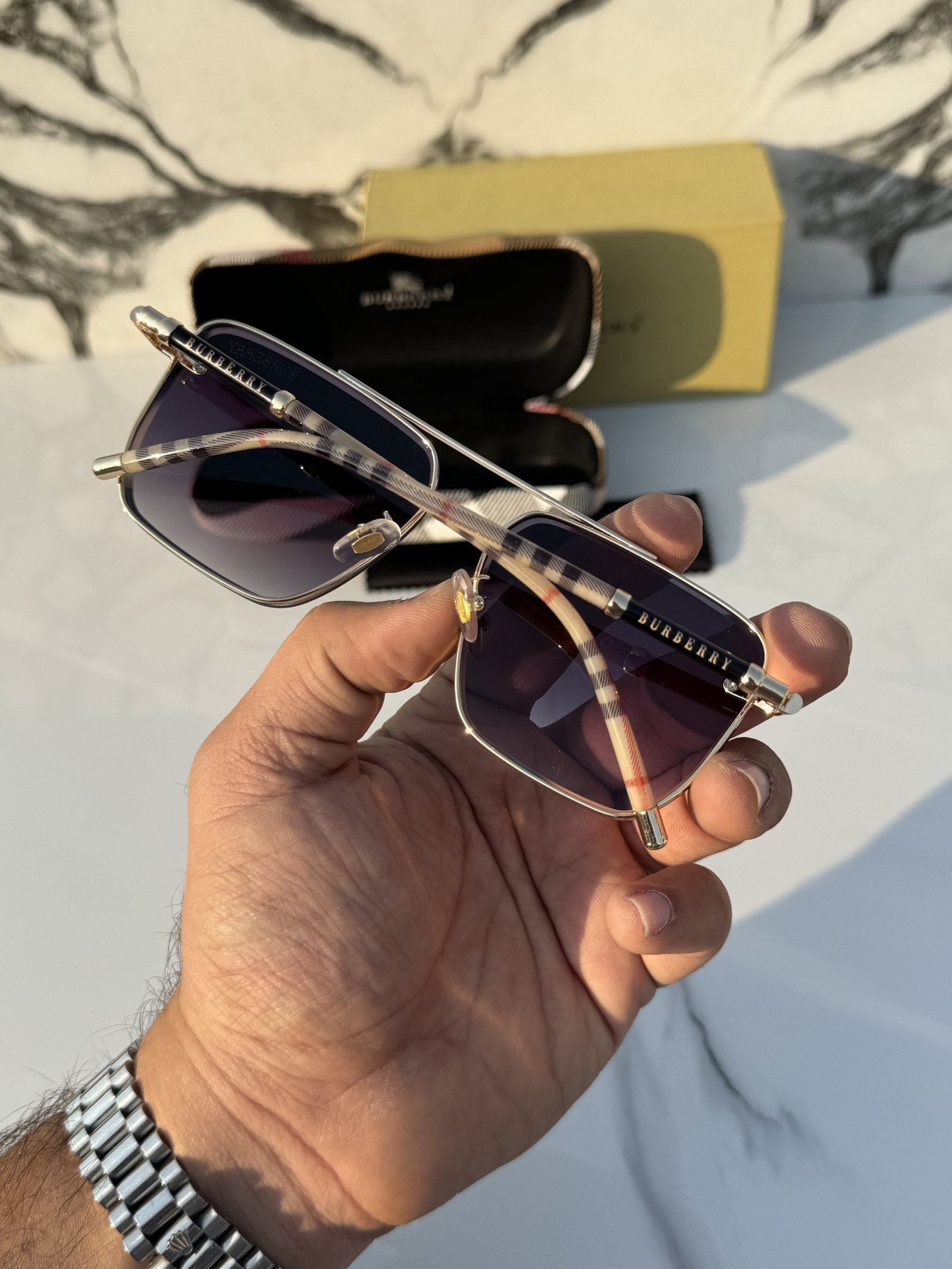 Branded Sunglasses 23066_gold_blackshaded