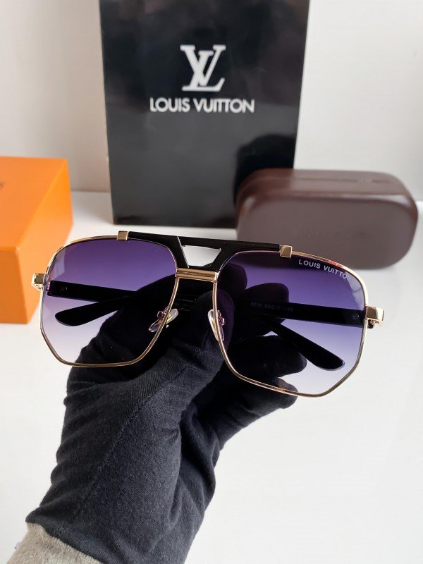 Louis Vuitton 3009 Sunglasses - Image 3
