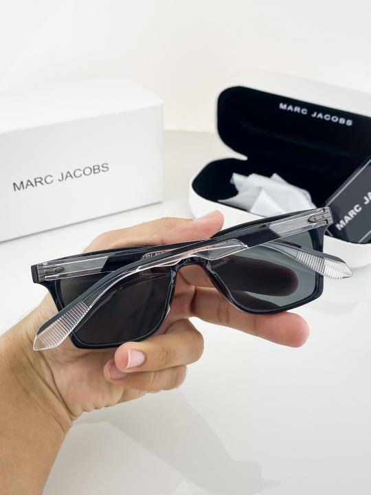 MARC JACOBS TRANSPRENT BLACK 62002 - Image 2