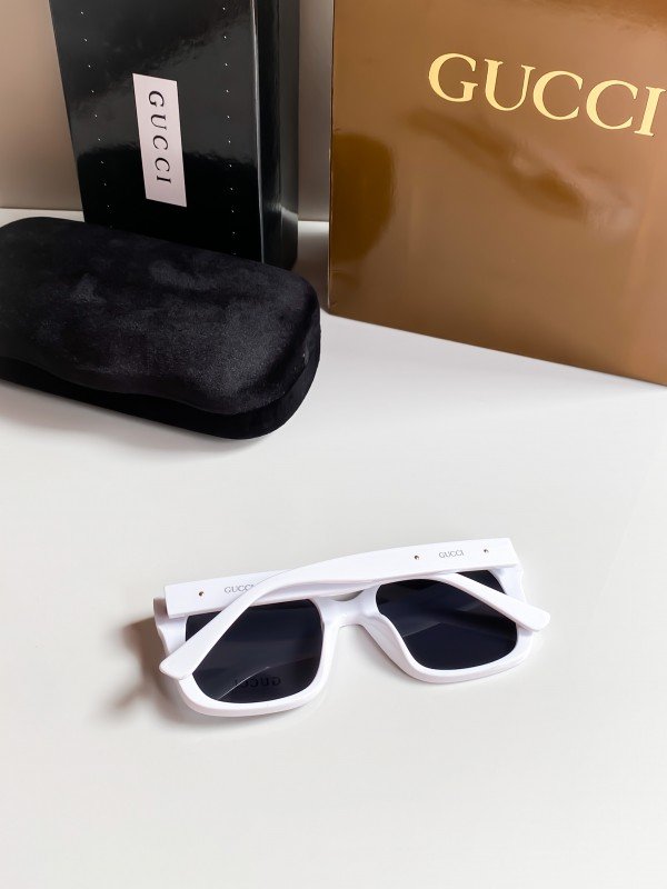 Gucci White 52 Sunglasses - Image 4