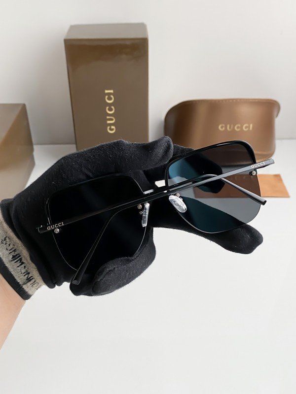 Gucci Metal Black 2534 Sunglasses - Image 3