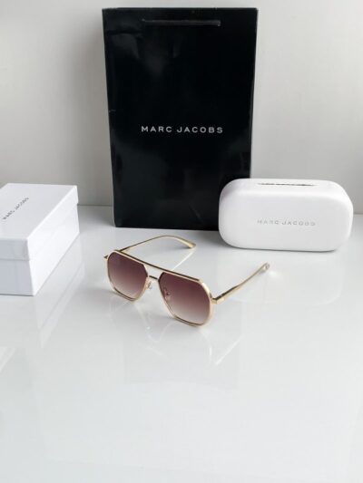 Marc Jacobs gold brown 5025