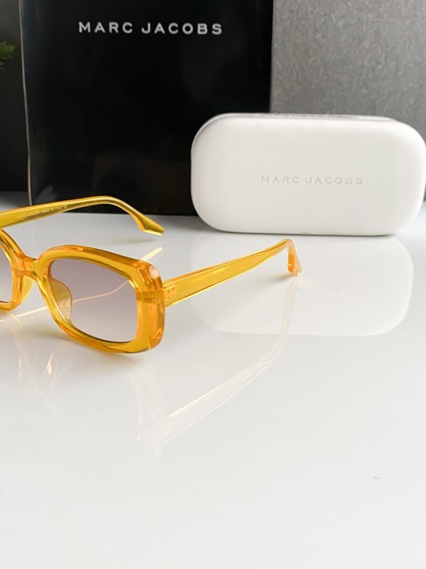 Marc Jacobs - Image 2