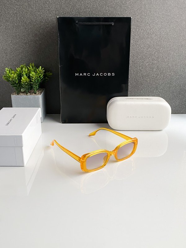 Marc Jacobs - Image 3