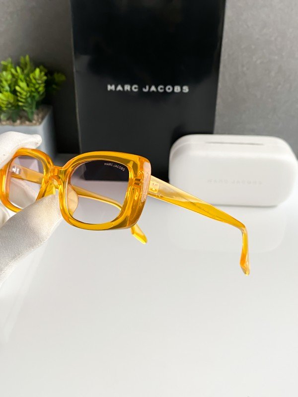 Marc Jacobs - Image 8