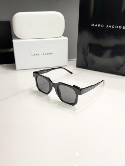 Marc Jacobs 5332
