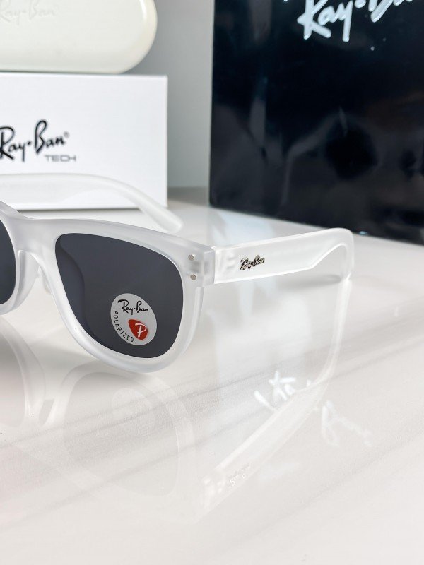 Rayban reverse white black 05023 - Image 3