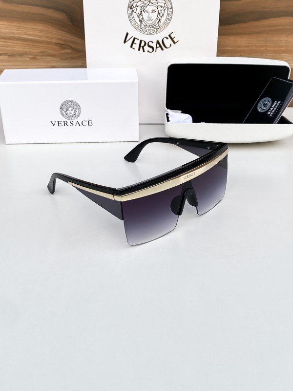 Versace Black Shaded 61 Sunglasses - Image 4