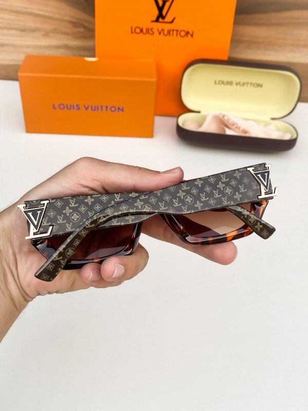 Louis Vuitton 2324 Tiger Sunglasses - Image 5