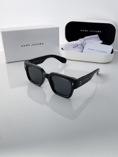MARC JACOBS BLACK 11-26