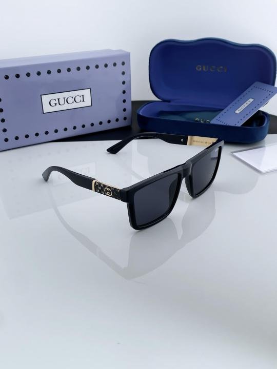 Gucci Gold 2511 Sunglasses - Image 3