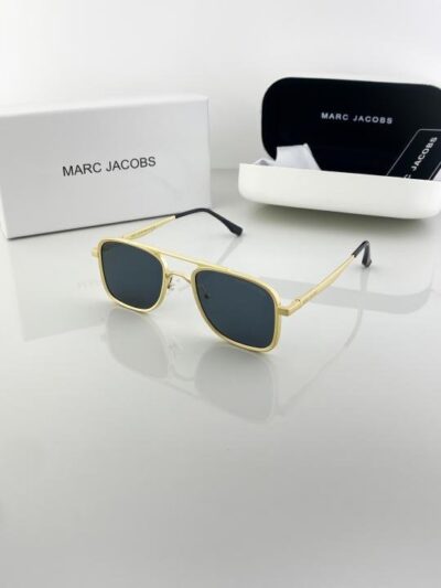 MARC JACOBS GOLD 503