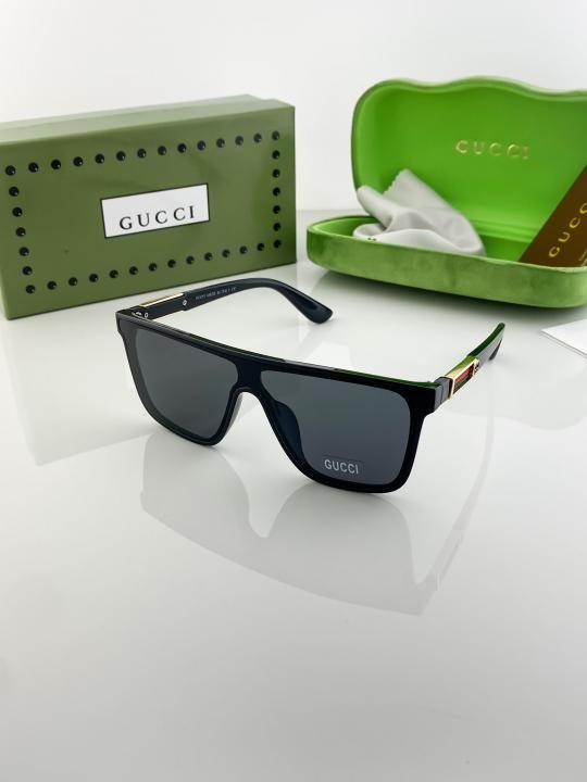 Gucci Black 566 Sunglasses