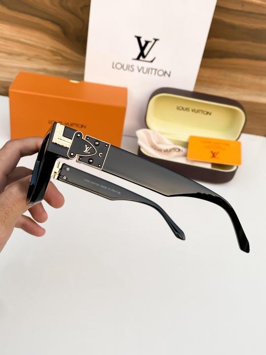 Louis Vuitton Gold Black 65N Sunglasses - Image 2