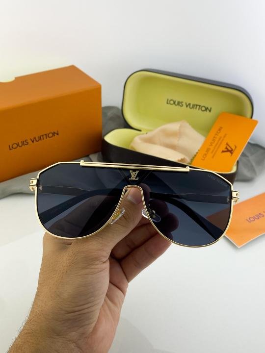 Louis Vuitton Gold Black 22295 Sunglasses - Image 5