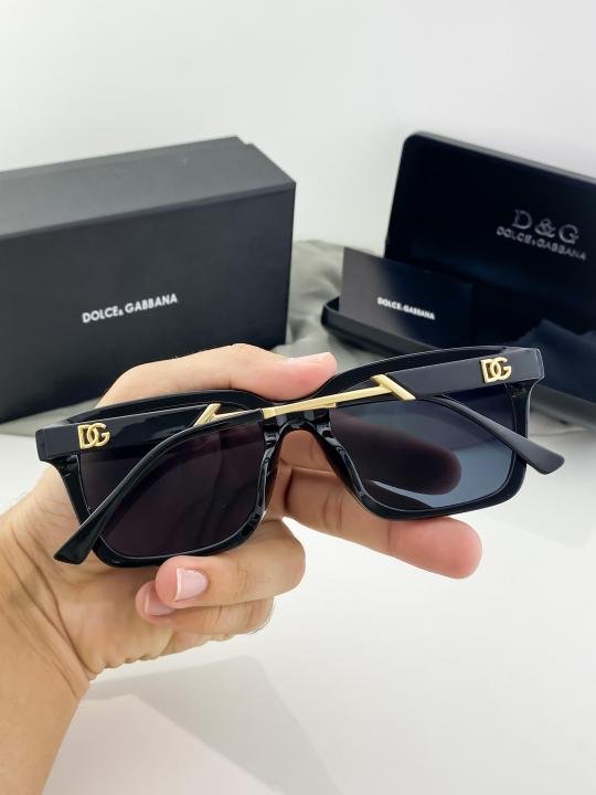 Dolce & Gabbana Black 4011 Sunglasses - Image 2